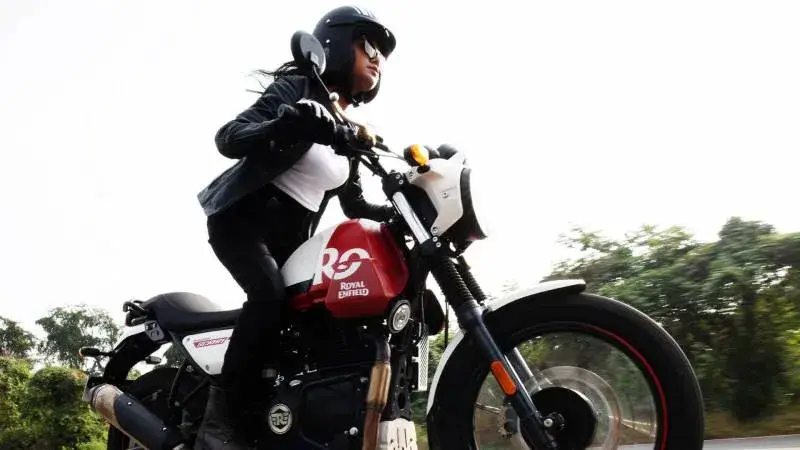 ROYAL ENFIELD (4)