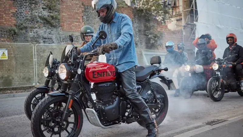 ROYAL ENFIELD (7)