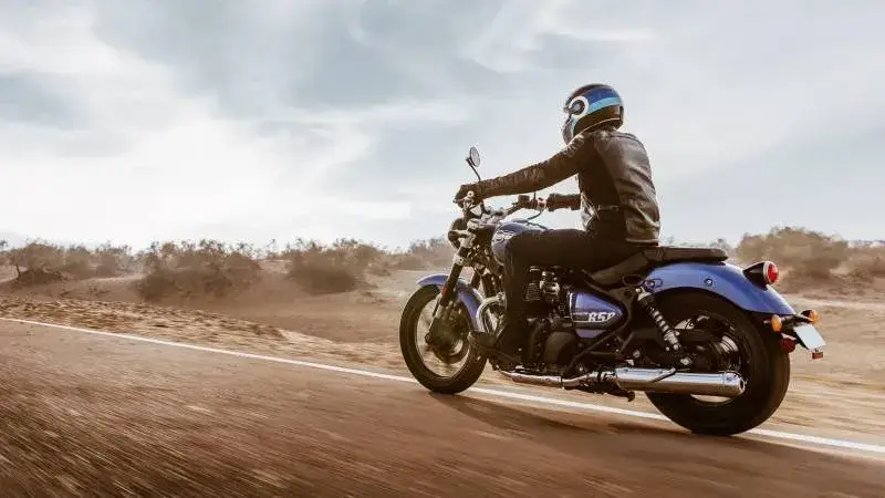 ROYAL ENFIELD (8)