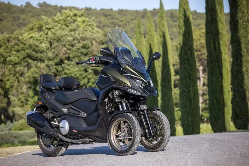 Maxi Scooter à 3 Roues Kymco CV3