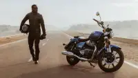 Royal Enfield Super Meteor 650 (1)