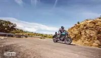Royal Enfield Meteor 350 cm3 sur route