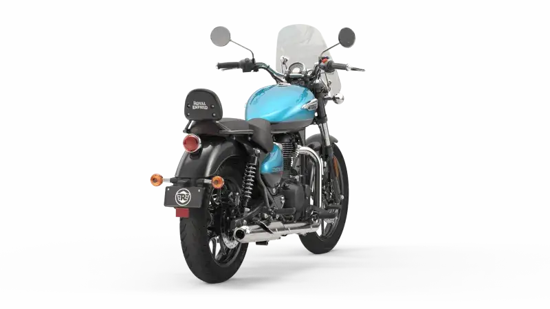 Vue de biais Royal Enfield Meteor 350 cm3