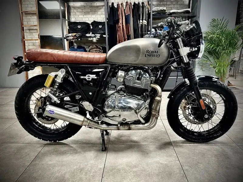 Préparation sur mesure de moto Royal Enfield