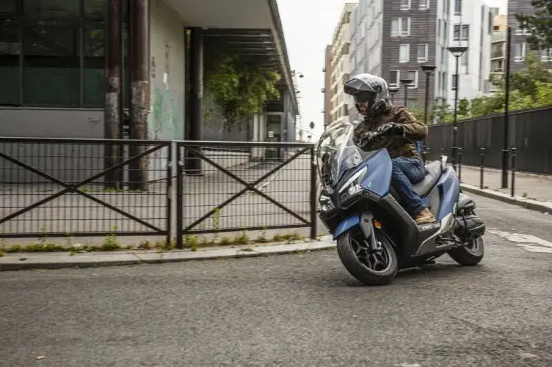 scooter-gt-urbain-xtown-125i (4)